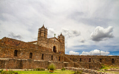 Ayacucho, la ciudad de las 33 iglesias